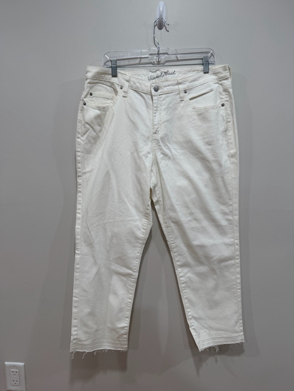 Universal thread mid Rise Boyfriend Crop jeans 14/32
